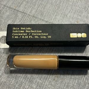 Pat McGrath Skin Fetish concealer